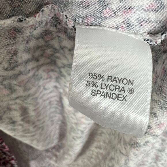 J. Jill Wearever Collection Large Stretch Jersey 3/4 Sleeve V-Neck Top Red Print - Picture 7 of 8